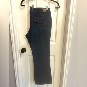 BandolinoBlu Dark Denim Jeans Bootcut - Size 16